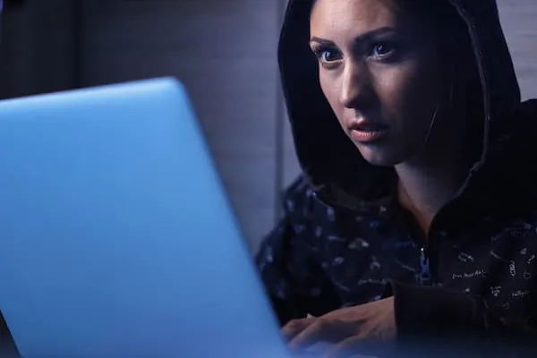 Hackers using review links to get