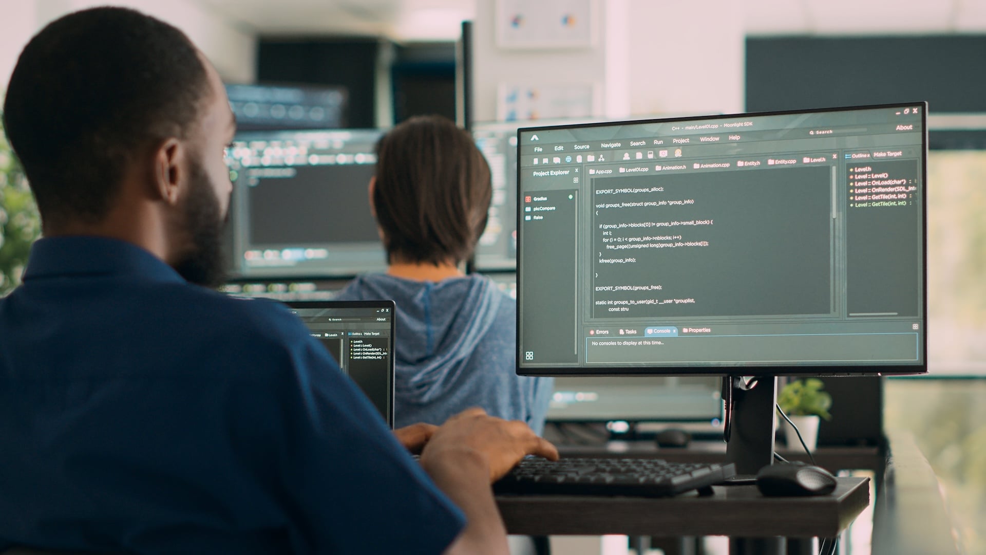 The Evolution of Web Design: From Static Pages to Dynamic Experiences