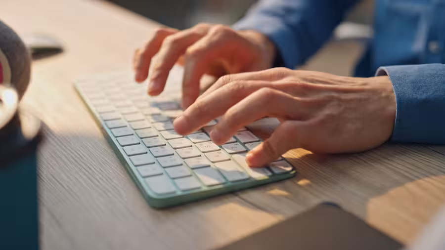Communication That Supports the Work Communication That Supports the Work