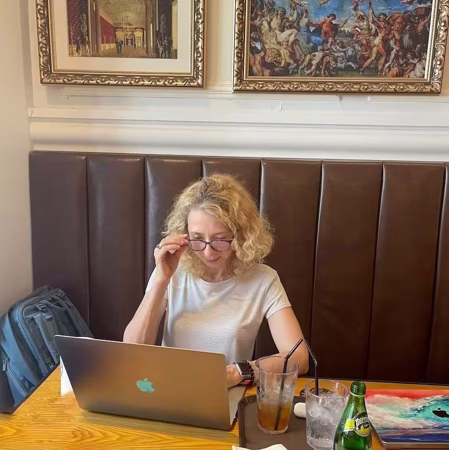 Pressific - A member of staff working on customer's website Pressific - A member of staff working on customer's website
