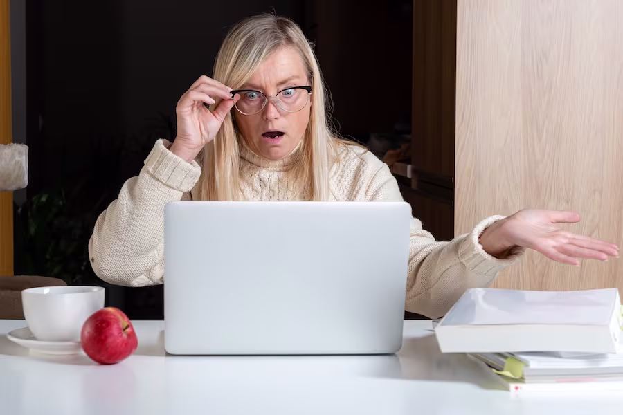 Wordpress User without active wordpress managment - a plugin had been hijacked by a bad actor and redirected her website visitors from new IPs to a scam website